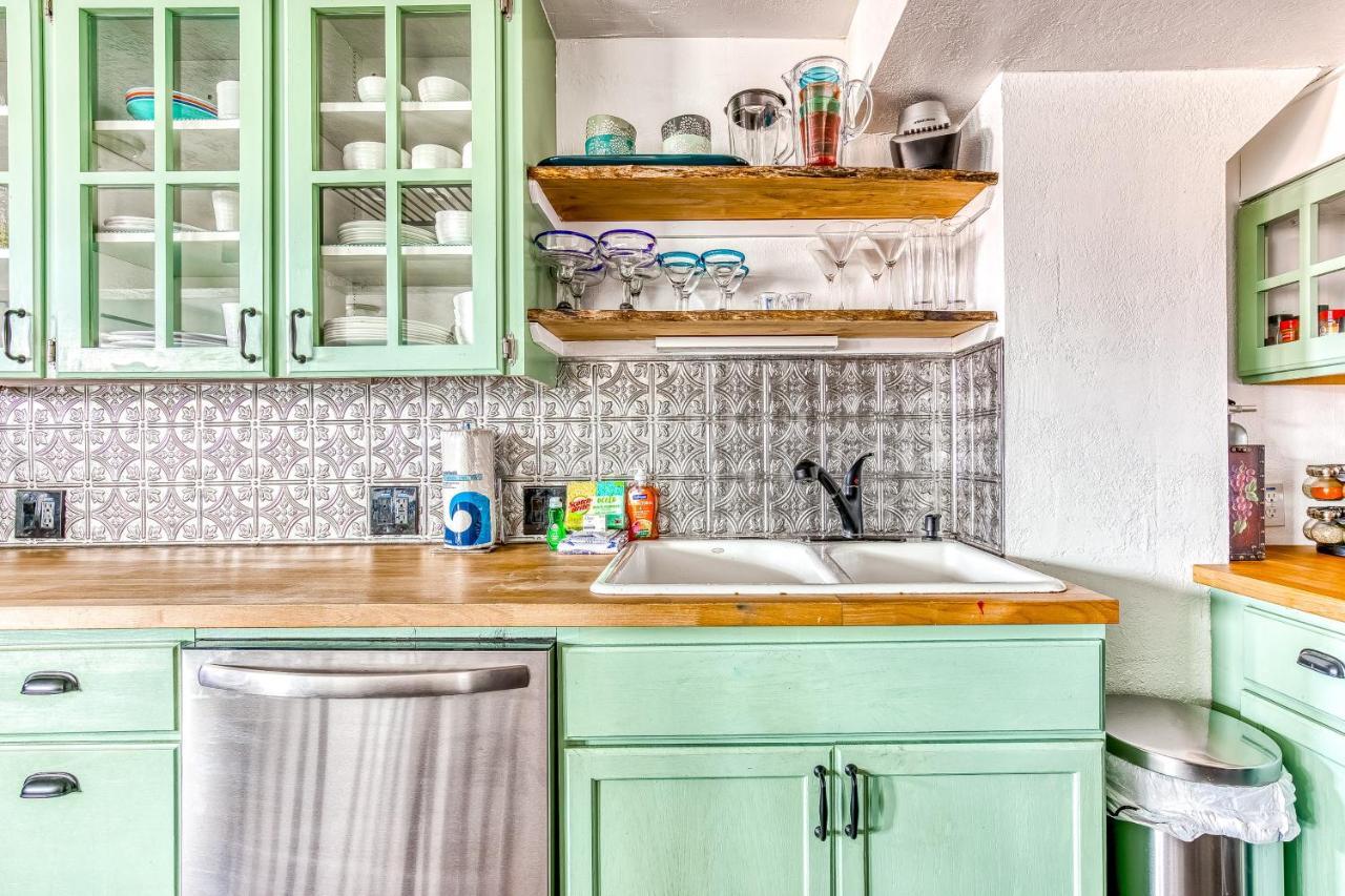 Cake By The Ocean Apartment Lincoln City Ngoại thất bức ảnh
